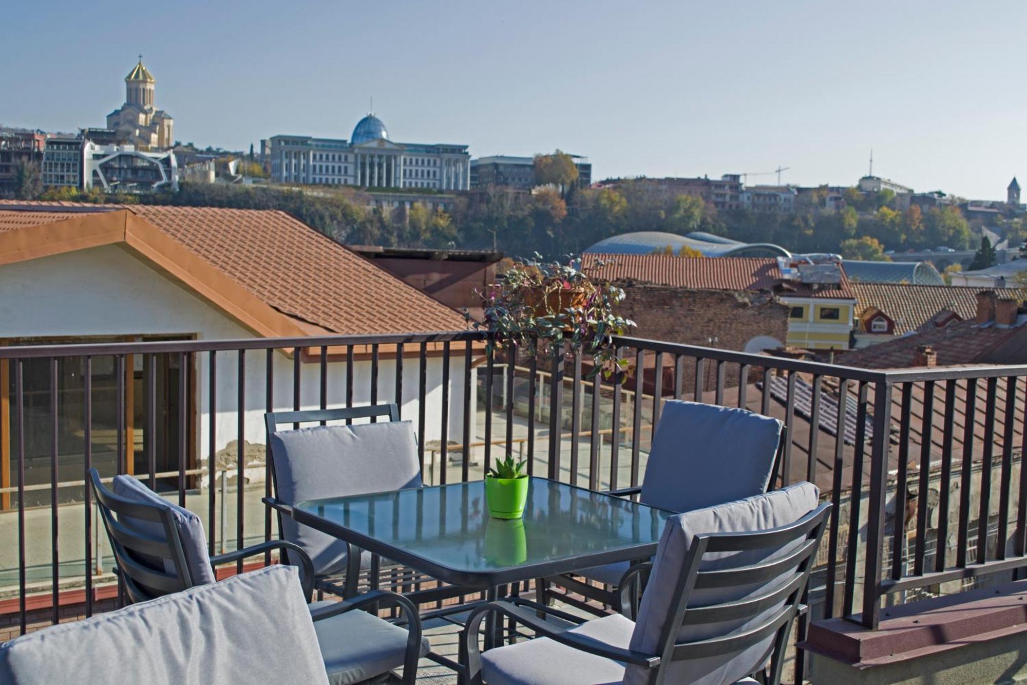 Green Inn Hotel Tbilisi Exterior foto